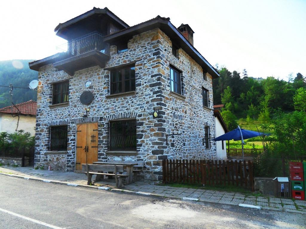 Guest House The Jolly House Arda  Dış mekan fotoğraf